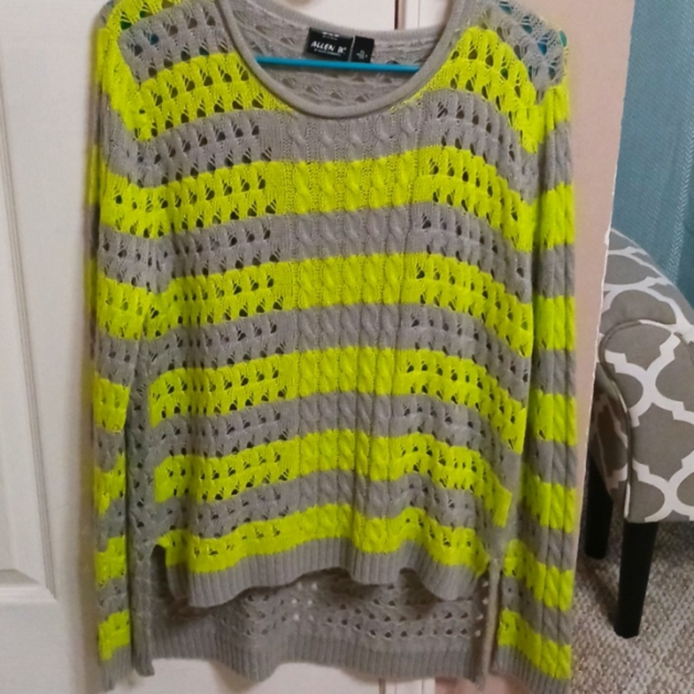 Allen B. Lightweight, Knitted Sweater- Juniors XL- (Gray/Neon Light Green)